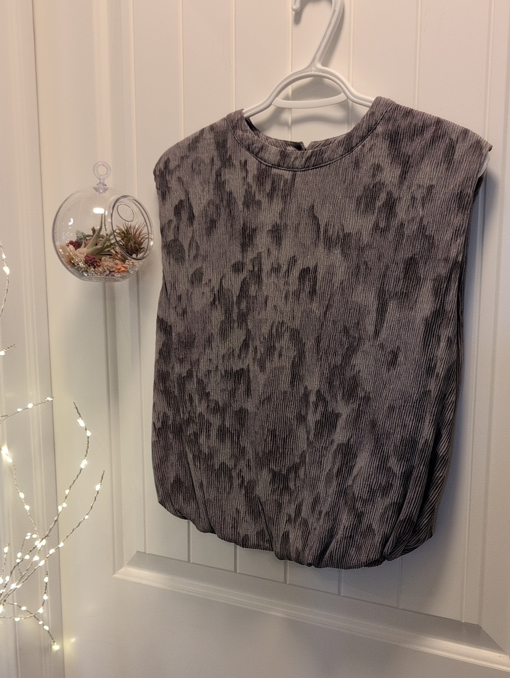 Sleeveless Grey Bubble Hem Blouse
